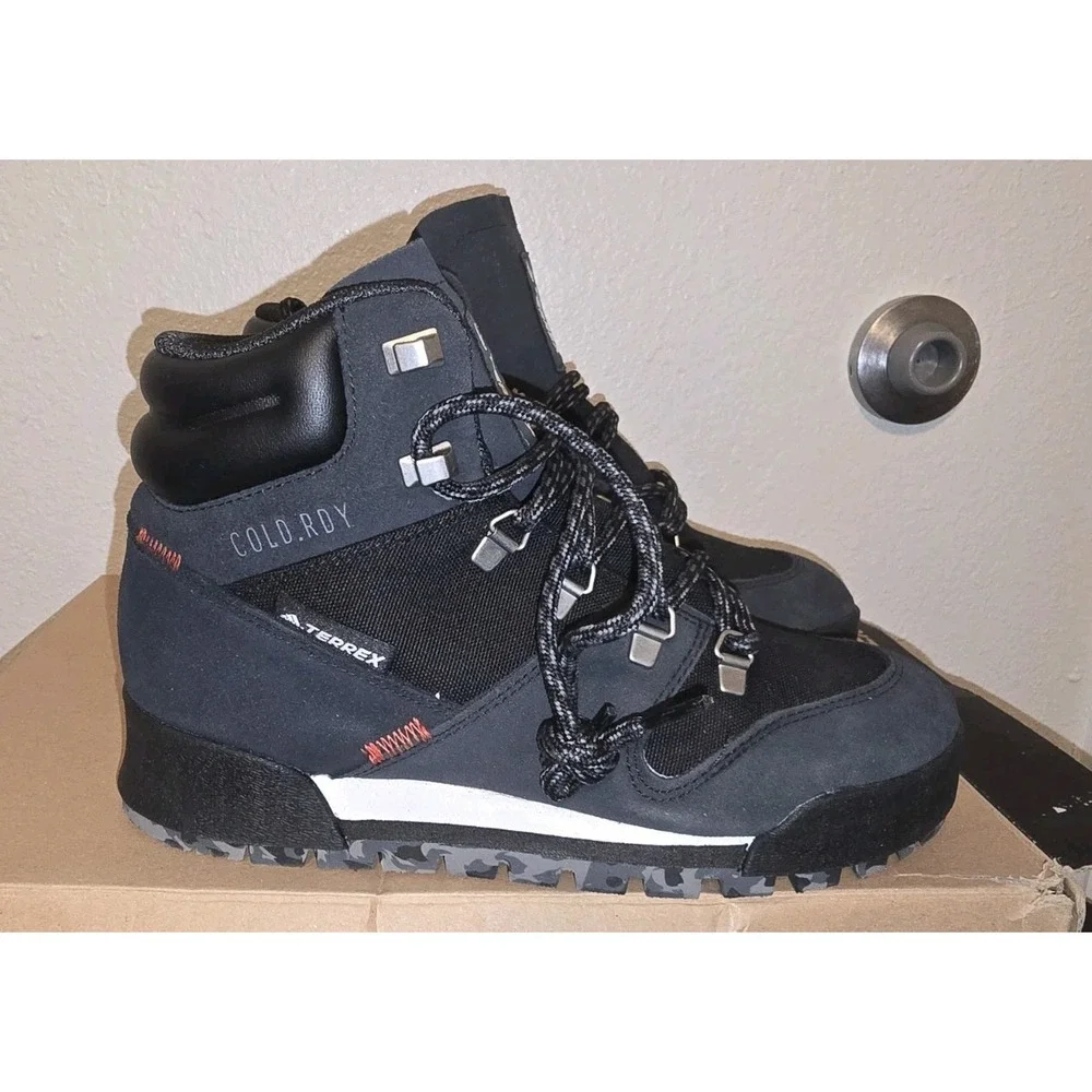 Adidas Terrex Snowpitch C.RDY FV7957 Hiking Trail Shoes Boot Mens Size 4 New Box